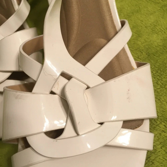 EUC WNS Cream Heels Sz 9.5 - Picture 5 of 9